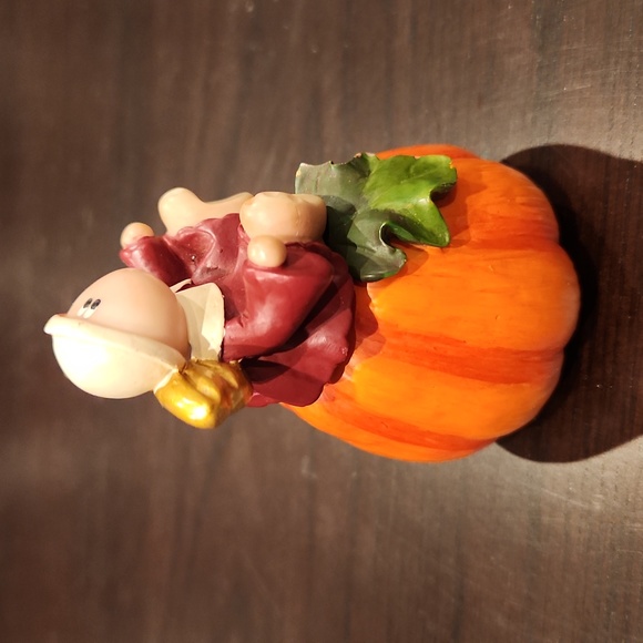 Vintage KIRK Thanksgiving Harvest Cheeks Angel Pilgrim figurine, Cornucopia - Picture 4 of 15